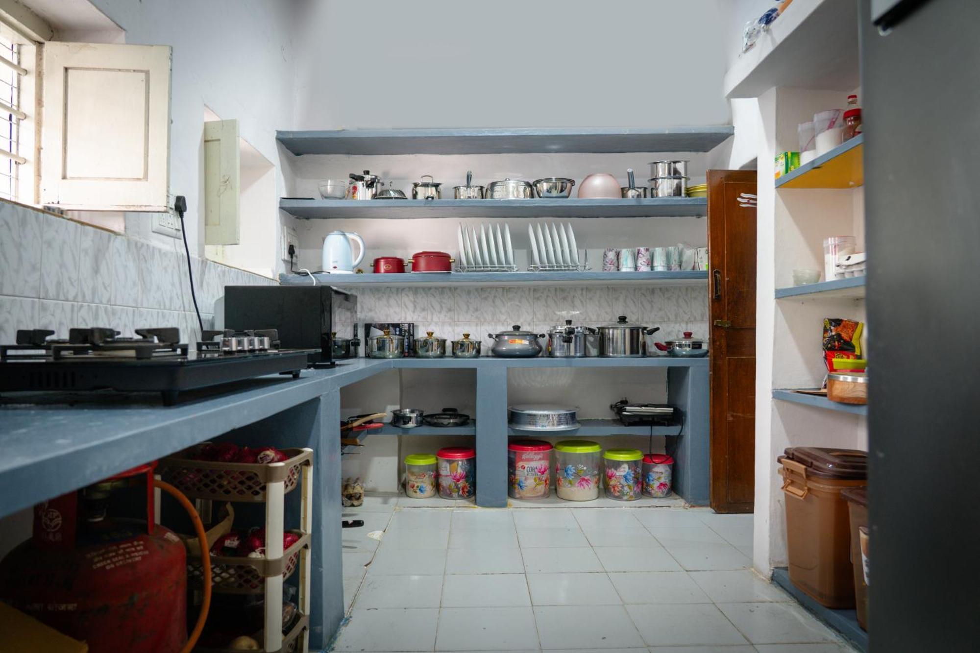 Leo Vishroam Hostel ไมซอร์ ภายนอก รูปภาพ