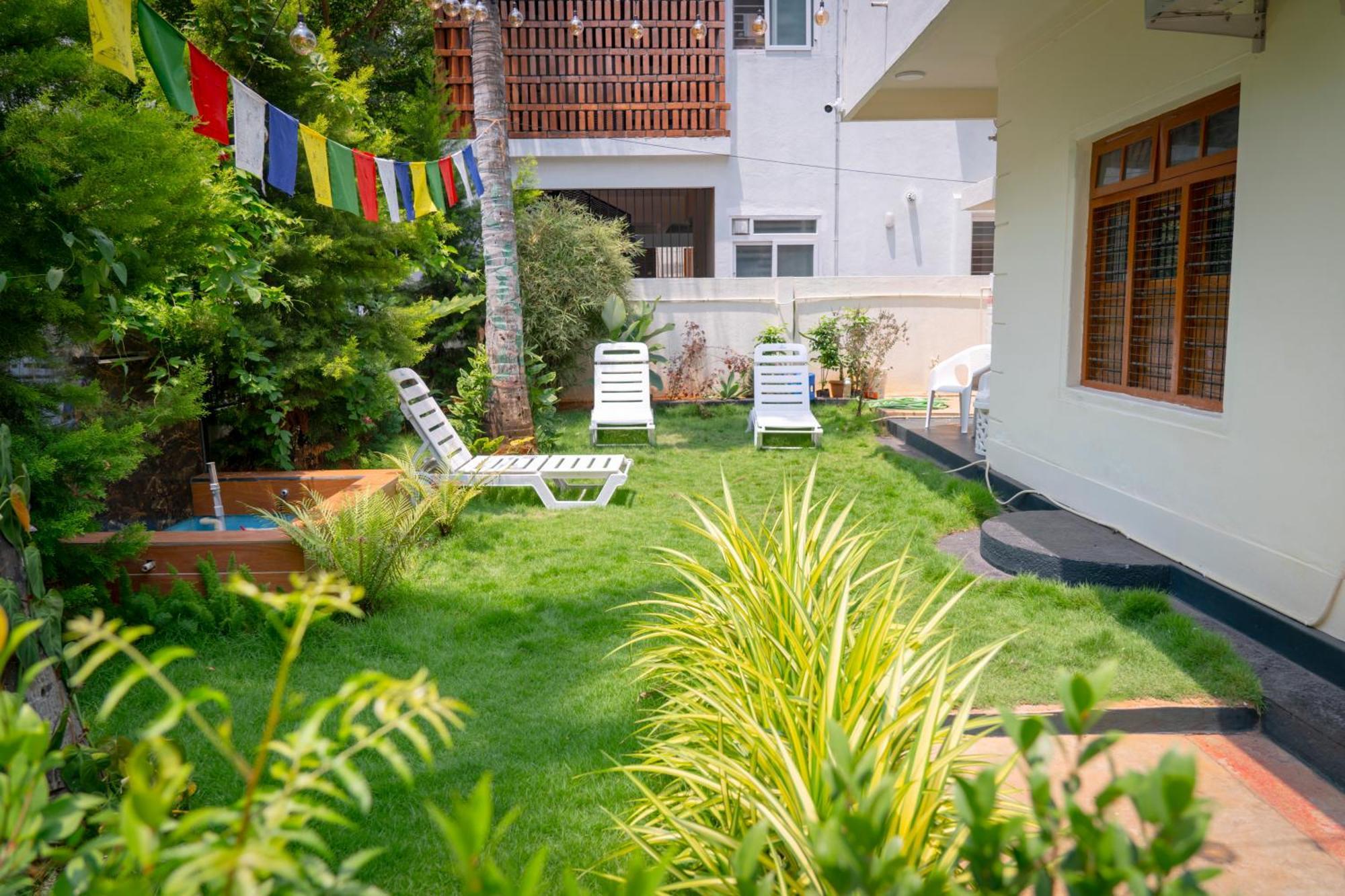 Leo Vishroam Hostel ไมซอร์ ภายนอก รูปภาพ
