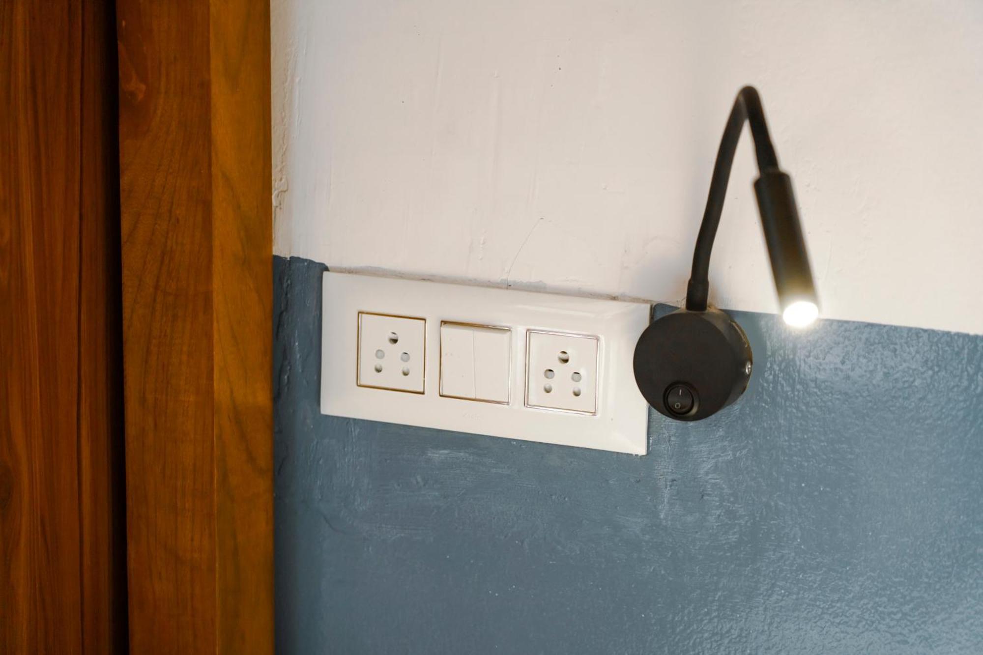 Leo Vishroam Hostel ไมซอร์ ภายนอก รูปภาพ