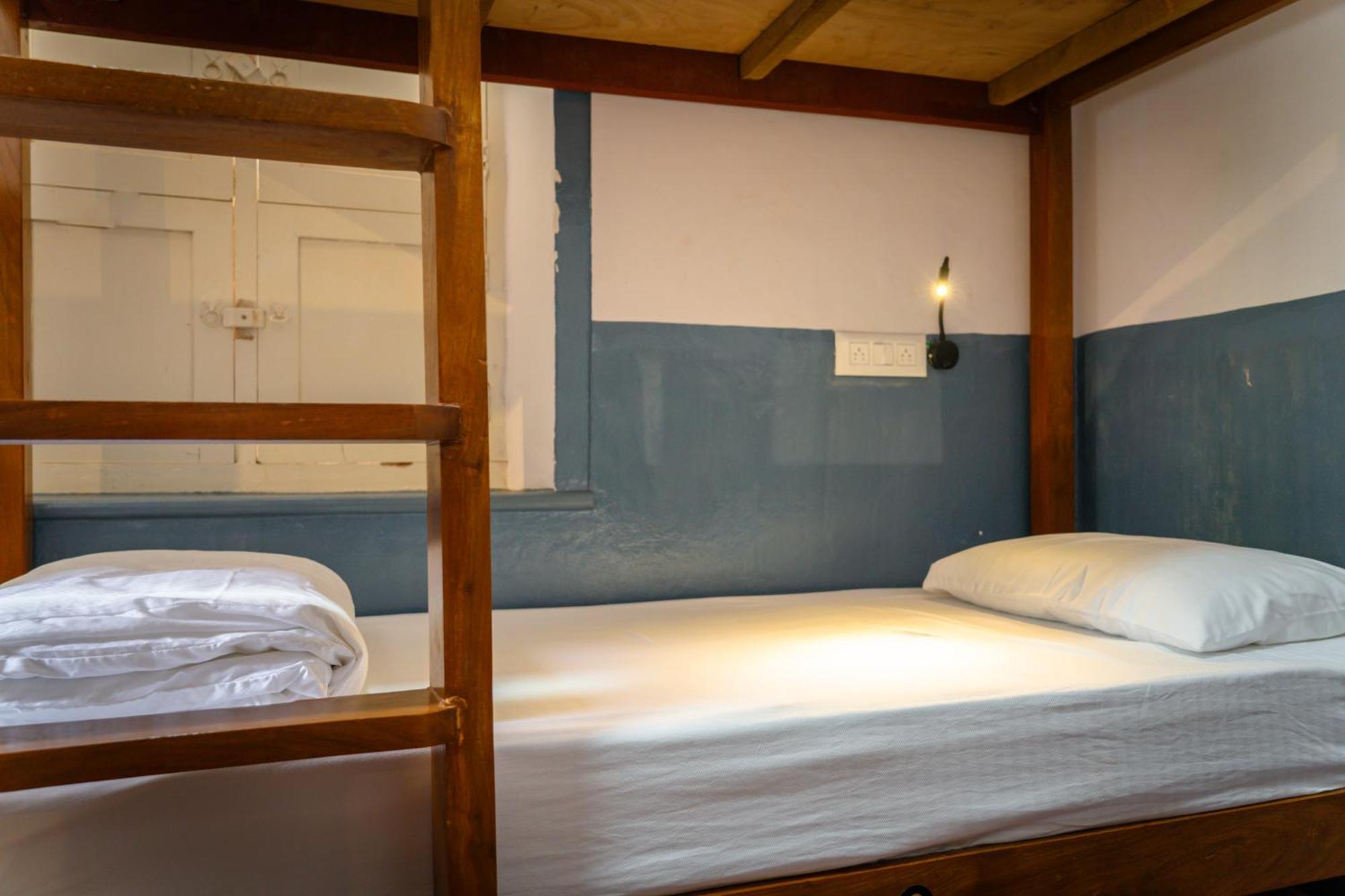 Leo Vishroam Hostel ไมซอร์ ภายนอก รูปภาพ