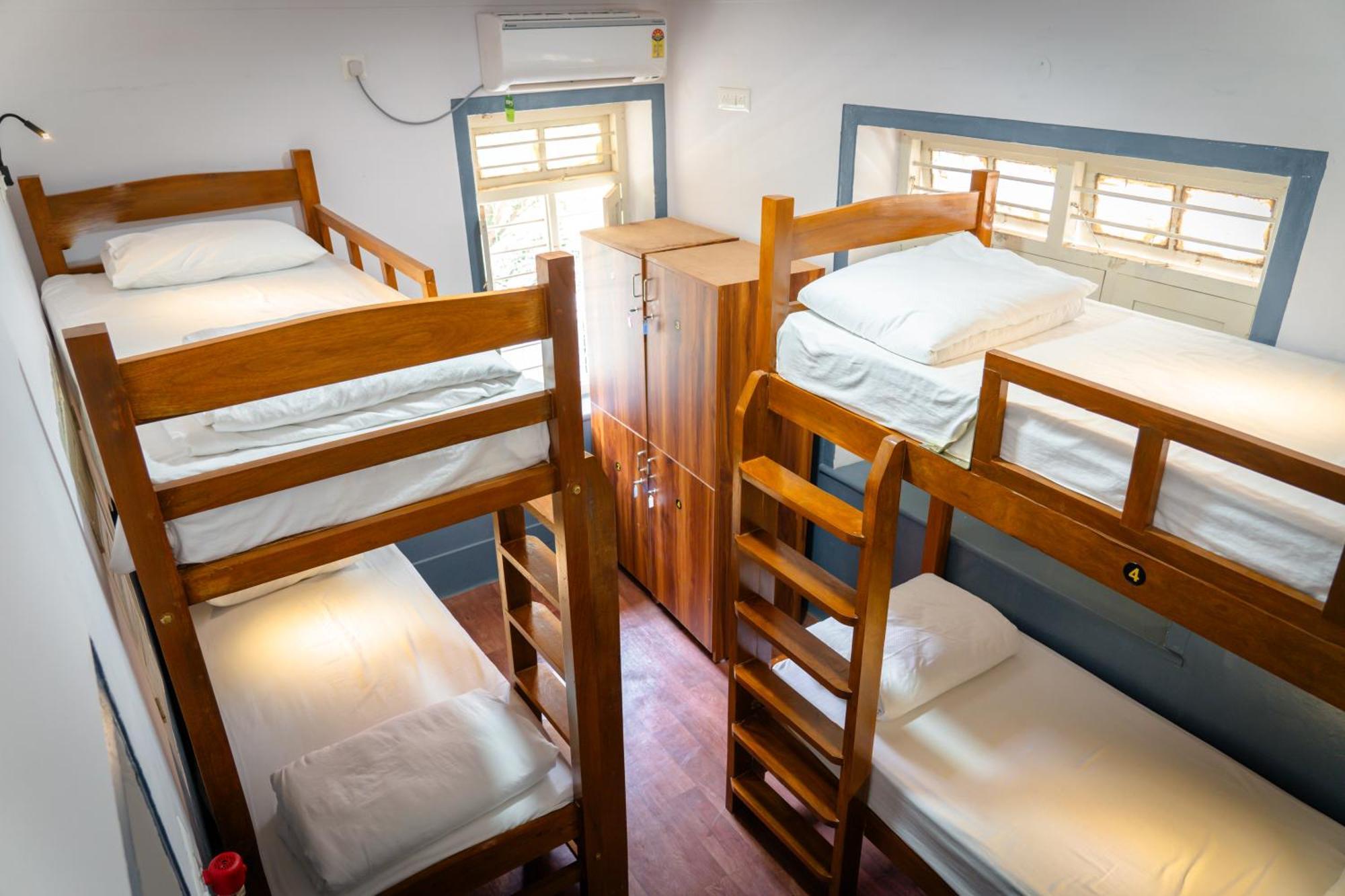 Leo Vishroam Hostel ไมซอร์ ภายนอก รูปภาพ